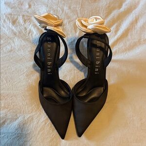 Gianni Bini Black Heels with Cream Floral Detail